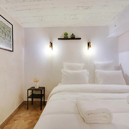 Apartment A Jewel In The Heart Of The Marais- 4p 1bdr- *