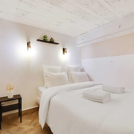 A Jewel In The Heart Of The Marais- 4p 1bdr- Appartamento Parigi